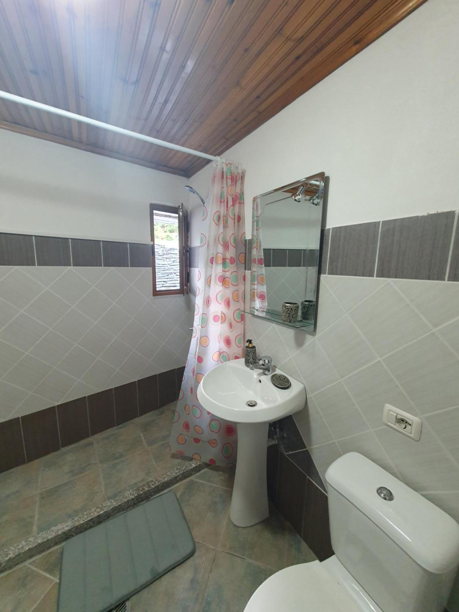 Santa Room-Old Bazaar Center-Gjirokastër 客房 照片